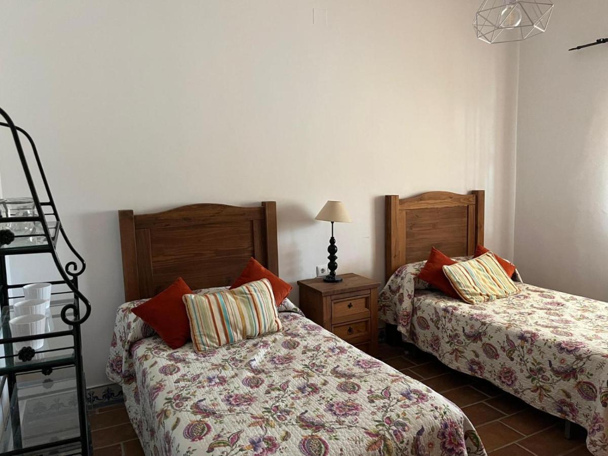 La Estacada Villa Lora del Rio Luaran gambar